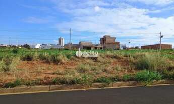 Imagem: Terreno disponível para venda no bairro