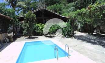 Imagem: Imóvel para venda possui 225 metros quadrados