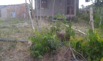 Imagem 2: Vendo terreno em área de praia