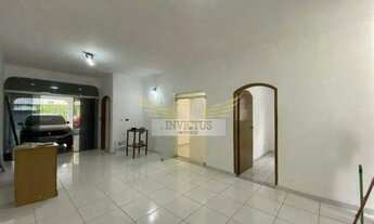 Imagem: Casa Térrea com 3 Quartos para Alugar