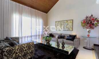 Imagem 2: Linda casa com 309,24 m² no Ecoville! Conforto, espaço e localização privilegiada em um só