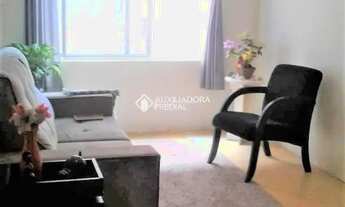 Imagem 2: Apartamento com 2 quartos para alugar no bairro Camaquã