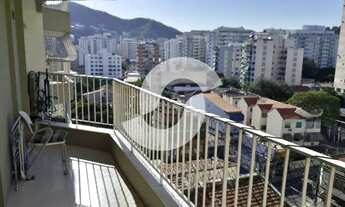 Imagem 2: Apartamento Amplo em Icaraí com Varandão, Suíte, Dependência e Vaga na Escritura