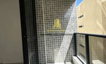 Imagem 3: Ponta Verde, Smart Stay Izidro, quarto e sala com varanda, a 50 metros da praia