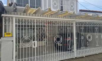 Imagem: Casa com 243 m², 3 dormitorios, 3 vagas