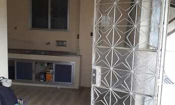 Imagem 4: Casa com Piscina, Churrasqueira e 2 Quartos em Bangu