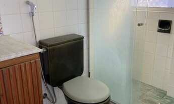 Imagem 7: 3 Quartos - 1 Suíte - Varanda - Dependência de Empregada - 2 Vagas de Garagem