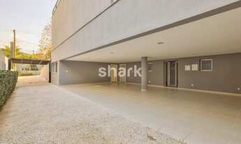 Imagem 2: Casa de condomínio para venda possui 650 metros quadrados com 5 quartos