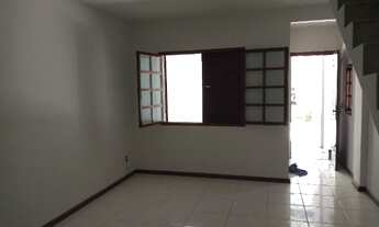 Imagem 3: Casa duplex em condomínio com 02 quartos em unamar