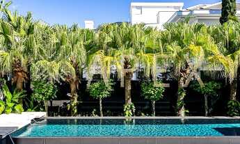 Imagem 3: Casa para aluguel e venda possui 1300 metros quadrados com 5 quartos