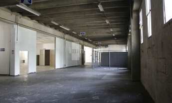 Imagem 3: Imóvel em ótima localização, próximo linha 9 CPTM, área útil 2.194m²,- COM RENDA