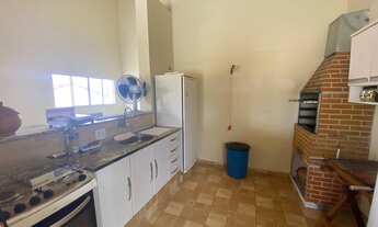 Imagem 6: Casa com três quartos e piscina à venda em Águas de São Pedro/SP