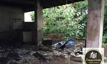 Imagem 4: Casa Próxima ao Shopping Internacional com 500 m² sendo 300 m² de área construída