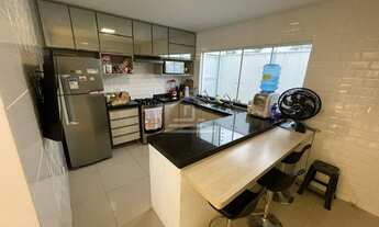 Imagem 5: Casa em Condomínio no Morros- Móveis projetados em todos os cômodos, inclusive guarda-roup