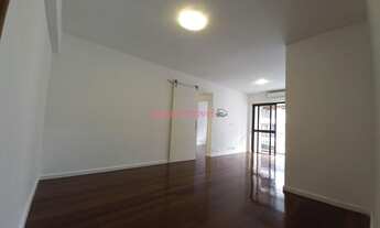 Imagem 2: Apartamento a venda na Gávea Manuel Ferreira 2 qtos reformadíssimo 95m2 vaga completa infr