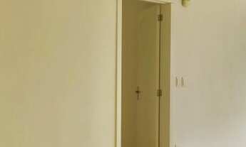 Imagem 3: Apartamento com 3 dormitorios e 2 vagas no Bairro Jardim Botanico , próximo a PUC