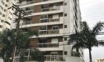 Imagem 2: Em Florianópolis no Centro 2 Dormitórios sendo 1 suíte, sacada com churrasqueira, vaga pa