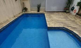 Imagem 3: Térrea para venda possui 139 metros quadrados com 3 quartos em Caiçara - Praia Grande - SP