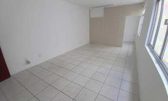 Imagem 2: Sala comercial a venda na central do Kobrasol
