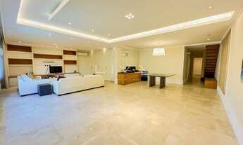 Imagem 7: Cobertura triplex completamente reformada na quadra da praia do Leblon!