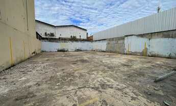 Imagem 6: Casa para Galpão Rua 72 Centro, ideal para Estacionamento