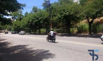 Imagem: ST Imóveis vende terreno proxímo a rua