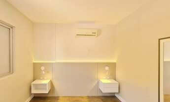 Imagem 7: Apartamento para venda possui 63 metros quadrados com 2 quartos em Pantanal - Florianópoli