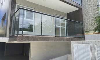 Imagem 2: Casa de condomínio para venda tem 190 metros quadrados com 3 quartos