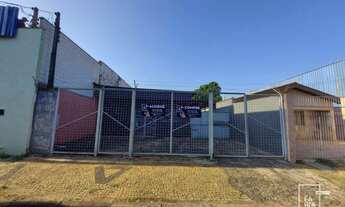 Imagem: Terreno com construção comercial, 350