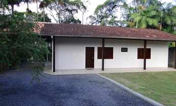 Imagem 2: Casa com 3 dormitórios para alugar no bairro Atiradores em Joinville/SC