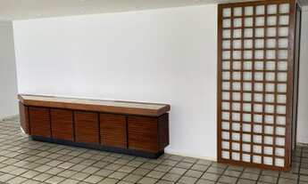 Imagem 3: Apartamento para aluguel possui 230 metros quadrados com 4 quartos em Boa Viagem - Recife