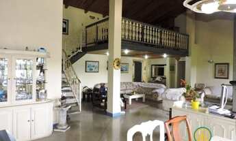 Imagem 2: Fazendinha - 5 suítes, futebol e tênis, em 3 lotes!