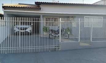 Imagem 3: Casa a venda em ótima localização