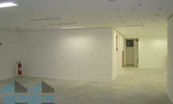 Imagem 4: Loja e/ou sobreloja para aluguel com 310 metros quadrados e 21 vagas na garagem