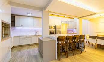 Imagem 2: Sobrado triplex em condomínio à venda, 3 quartos/suítes, 2 vagas cobertas, 222 m² - Bacach