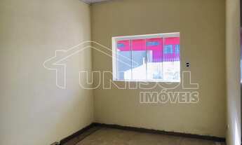 Imagem 5: A Unisol Imóveis aluga casa com três dormitórios e garagem para dois carros próximo ao Col