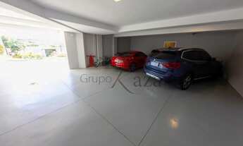 Imagem 2: Casa de condomínio para venda com 578 metros quadrados com 4 quartos