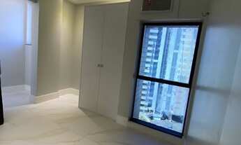 Imagem 3: Apartamento para venda tem 178 metros quadrados com 3 suítes e 4 vagas na garagem