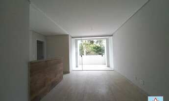 Imagem 4: Área Privativa com três quartos, suíte e duas vagas de garagem no bairro Itapoã - Belo Hor