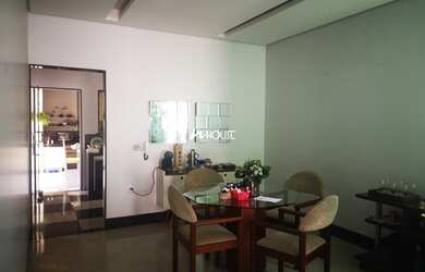 Imagem 3: UBERLÂNDIA - Casa Padrão - BOSQUE DOS BURITIS