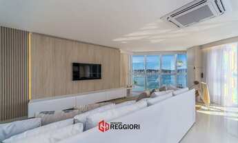 Imagem 2: INCRÍVEL AP 4 SUÍTES FRENTE AO MAR NO CENTRO BC