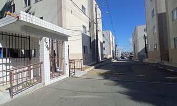 Imagem 3: Apartamento para venda com 51 metros quadrados com 3 quartos em Capão Raso - Curitiba - PR