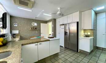 Imagem 7: Casa de condomínio para venda com 640 metros quadrados com 5 quartos