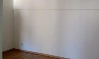 Imagem 2: Kitnet venda 40 m2. Garagem, andar alto, sol da manhã. Laminado, Coz. lav. Com locação vig