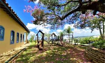 Imagem 2: Sobrado em Condomínio fechado de 320,13 m², 03 suítes, 03 salas, 04 vagas - Fazenda Kurumi