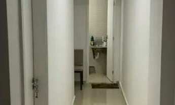 Imagem 2: APTO LINDO E TODO EM PORCELANATO À 100 METROS DA PRAÇA DO OUTEIRO