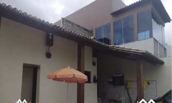 Imagem: Casa de 300m² com piscina na Aruanda