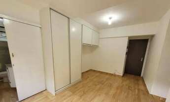 Imagem 4: ALUGA-SE KITNET no centro de Colombo