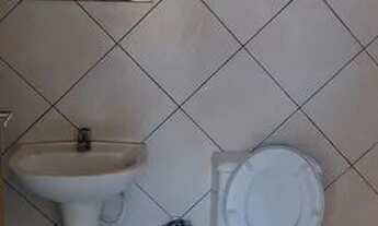 Imagem 6: Casa para venda possui 180 metros quadrados com 3 quartos em Jardim Nova América - Campina