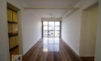 Imagem 2: Apartamento para Aluguel - Barra da Tijuca - Marapendi, 2 Quartos, 74 m2